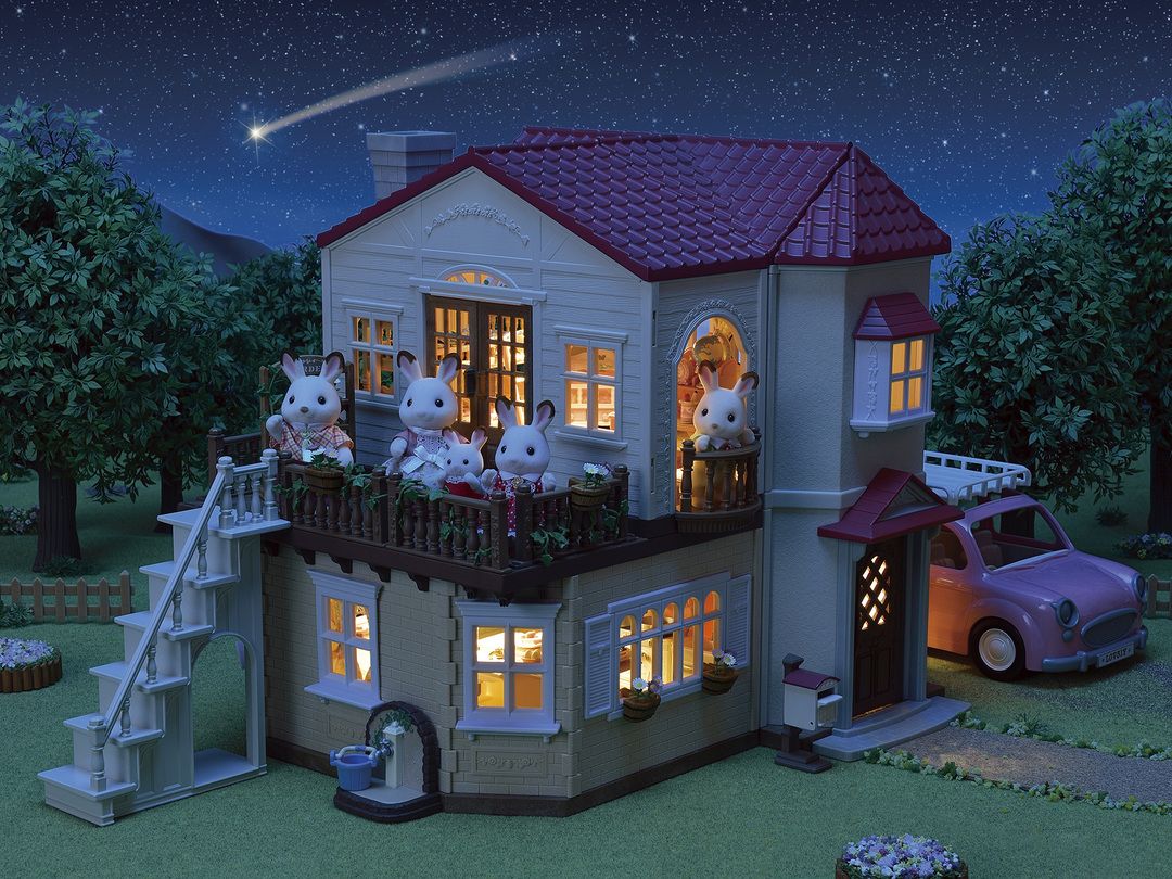 Sylvanian Families - Red Roof Country Home - Secret Attic Playroom